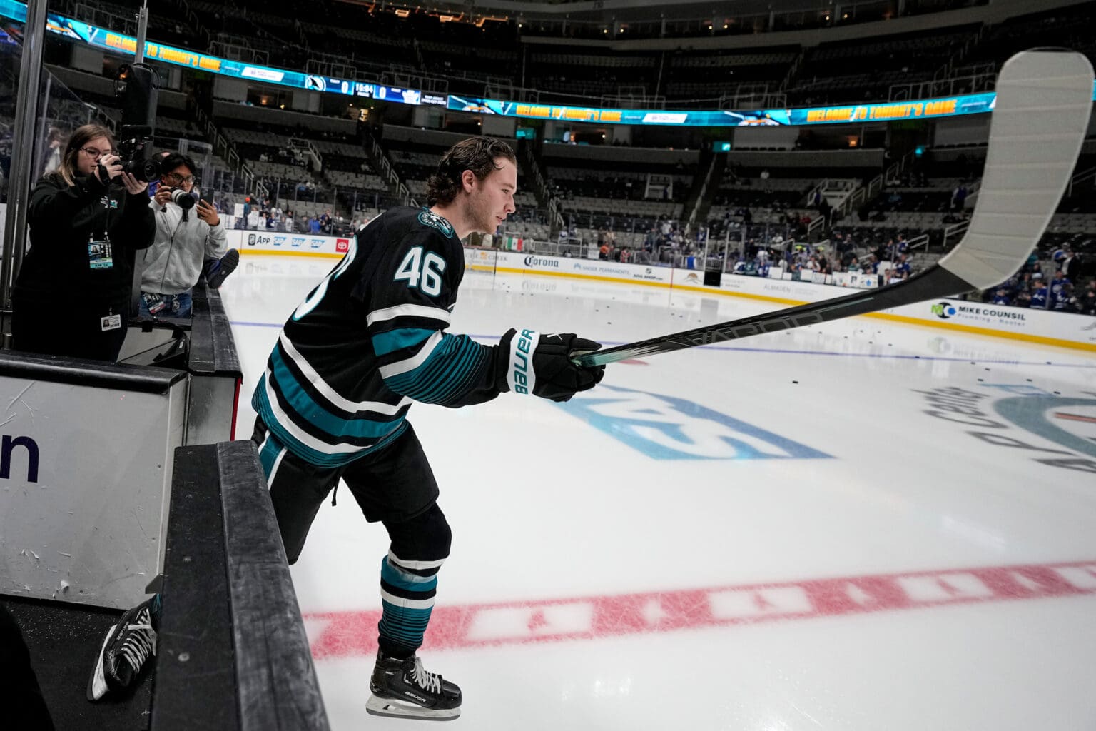 Former Boston Junior Bruins NCDC Star Cameron Lund Makes NHL Debut Thursday