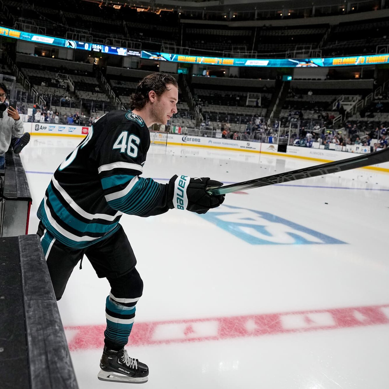 Former Boston Junior Bruins NCDC Star Cameron Lund Makes NHL Debut Thursday SAN JOSE, CA - MARCH 27: Cam Lund #46 of the San Jose Sharks skates during warmups before the game against the Toronto Maple Leafs at SAP Center on March 27, 2025 in San Jose, California. (Photo by Kavin Mistry/NHLI via Getty Images)