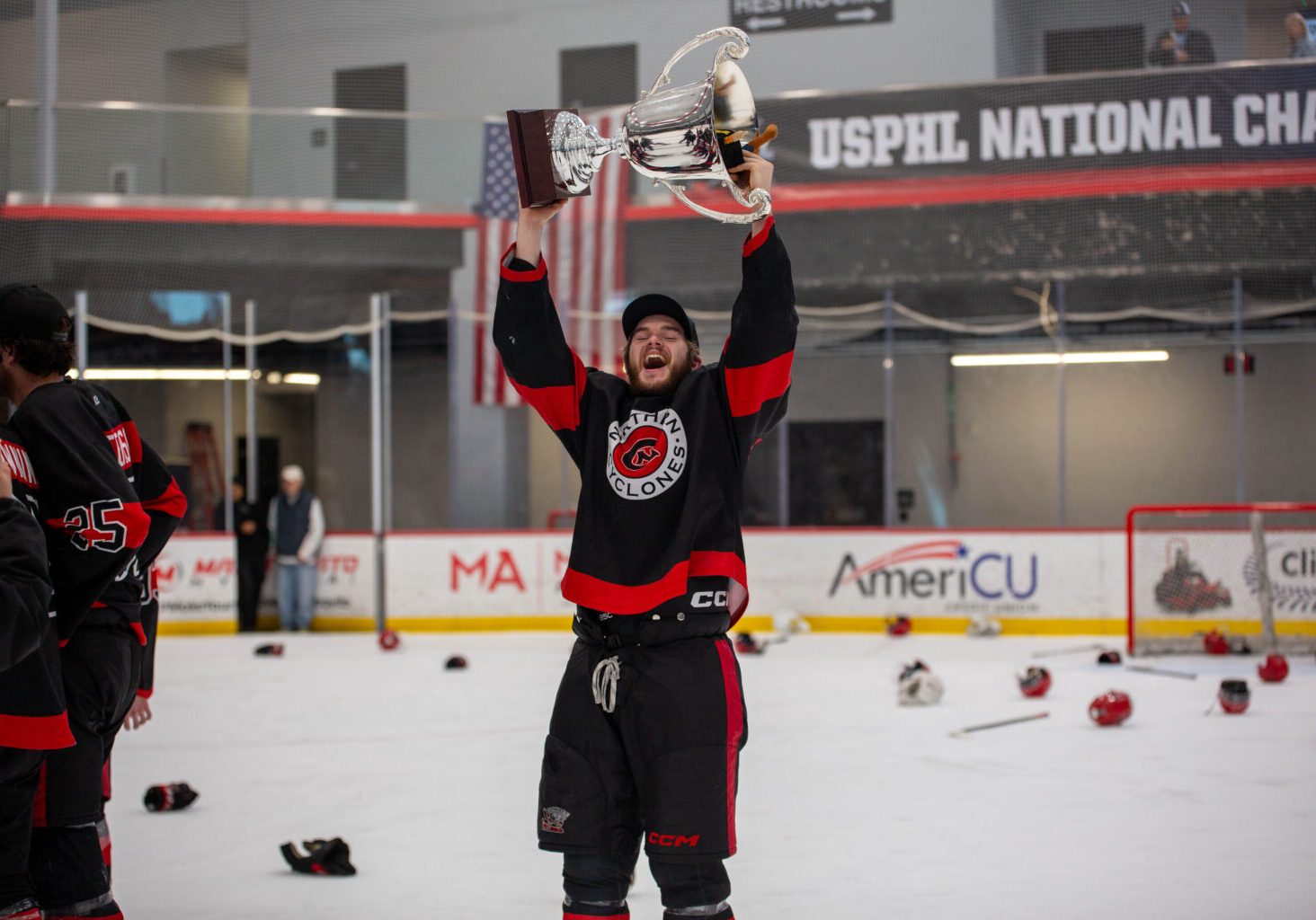 ELICYCTrophyLift